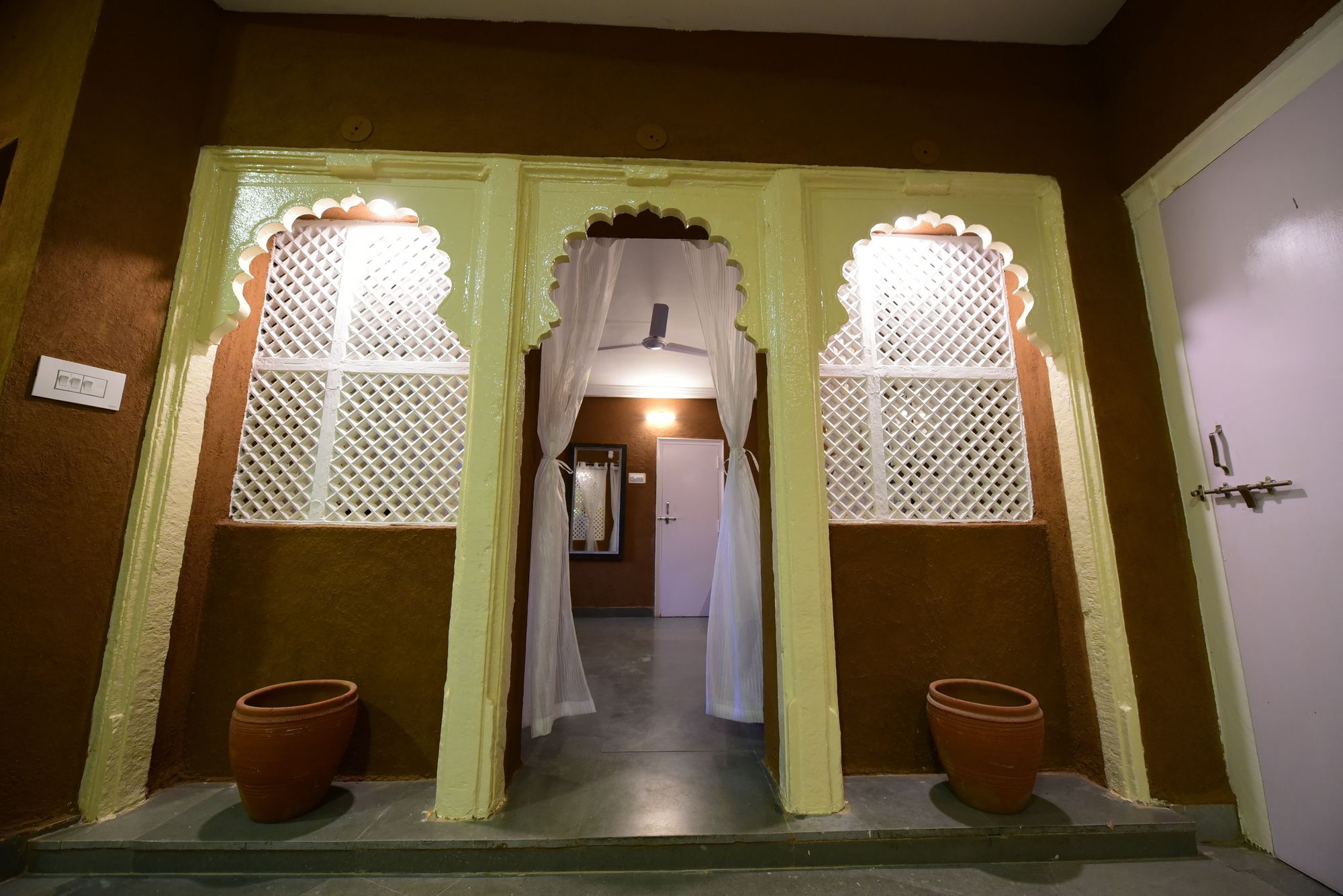 Udai Niwas On Pichola Udaipur