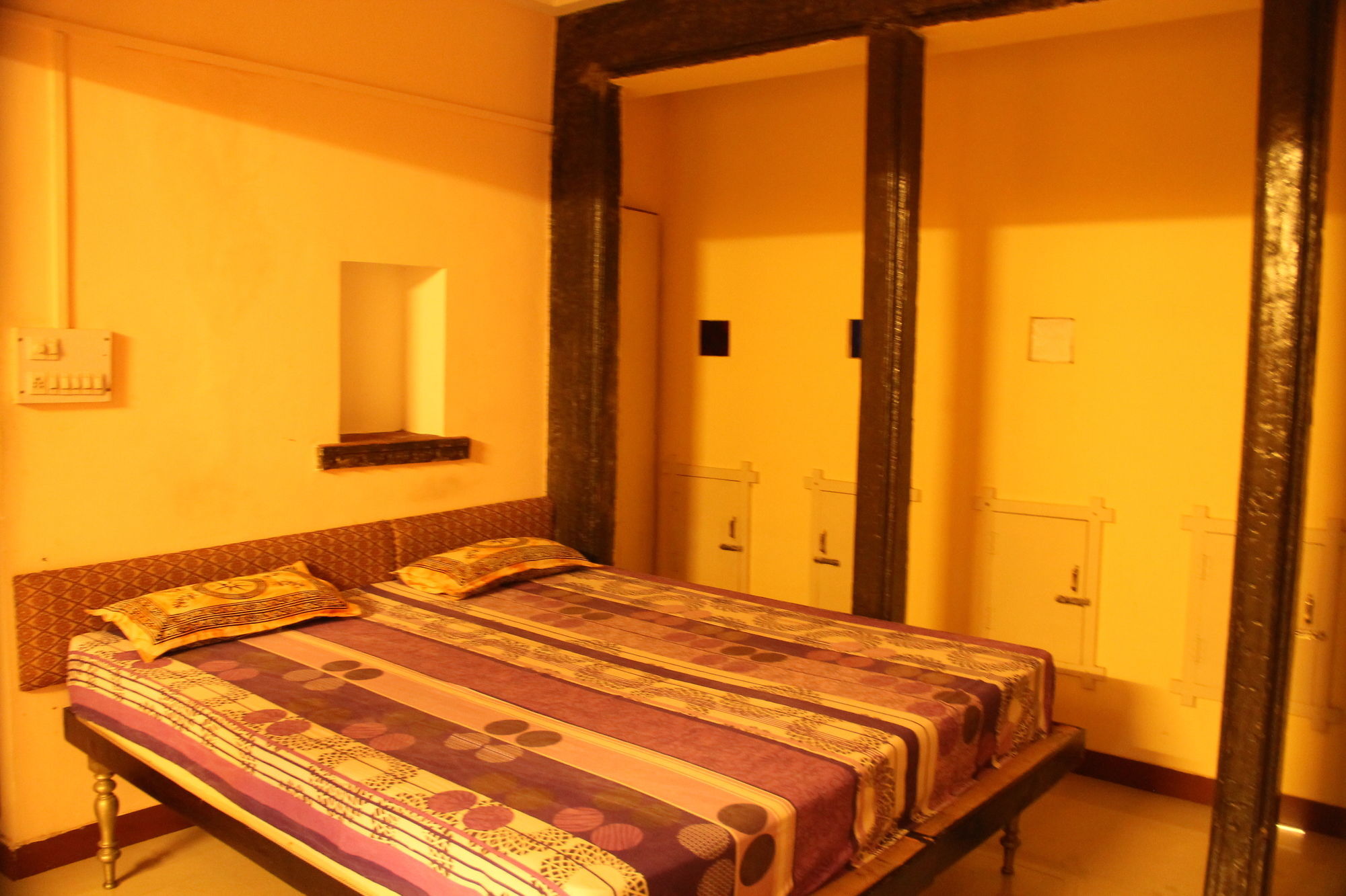 Udai Niwas On Pichola 3*