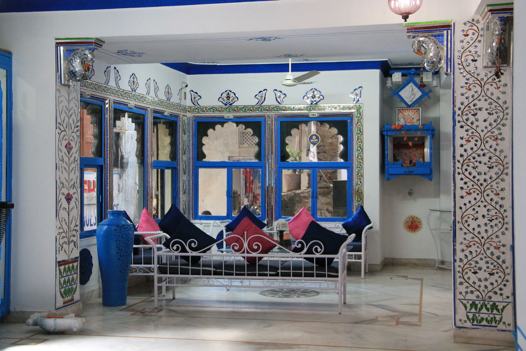 Udai Niwas On Pichola Hotel