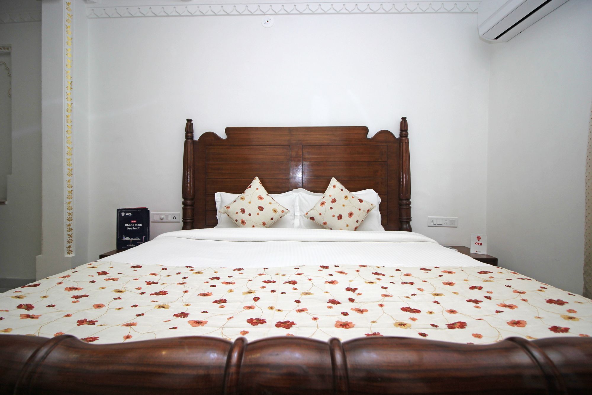 Oyo 9403 Boutique Near Udaivilas Hotel