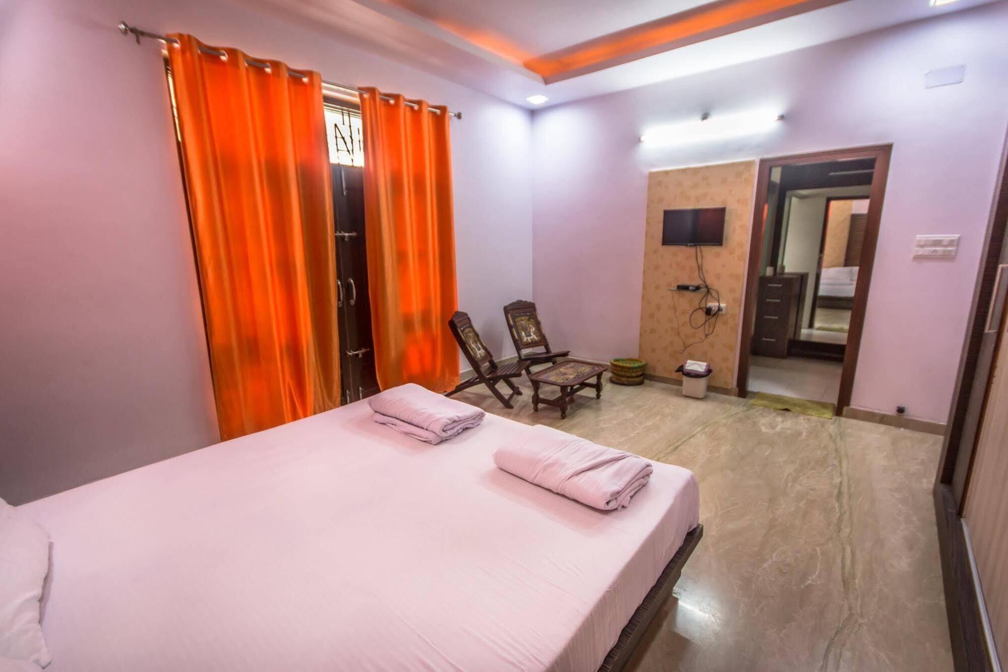 Hostel Backpacker Panda Lake Fateh Sagar Udaipur