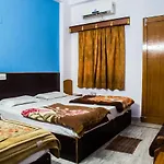 Hotel Udai Palace - Centrally Located Budget Family Stay