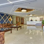 Hotel Khumani