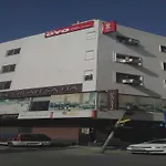 Hotel O Golden Wings