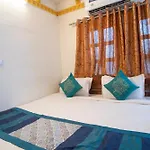 Hotel Ambavgarh Palace