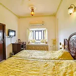 Hotel Sargam Sadan