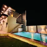 Mount Villa