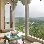 Yaan Retreat-Lake View-Private Pool Villas