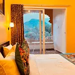 Udaipur Valley Paradise -A Luxury Stay In Mountains