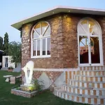 Bonjour Paradise Resort