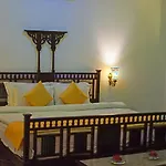 Bonjour Paradise Resort