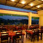 Hotel Sanobar