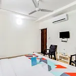 Fabhotel Himanshi