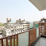 Oyo Home 11075 Modern 3Bhk Gulab Bagh
