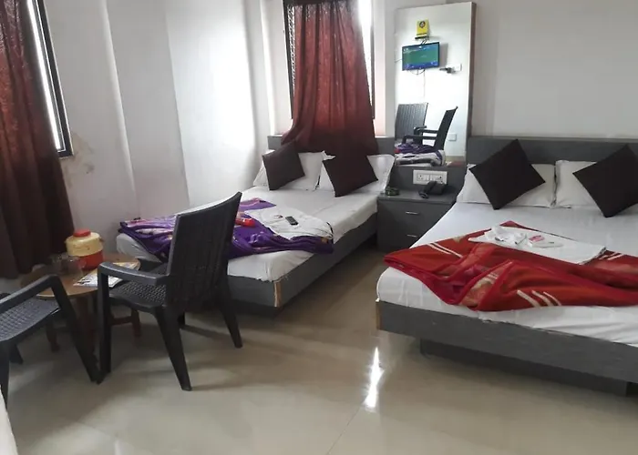 Hotel Atithi Palace