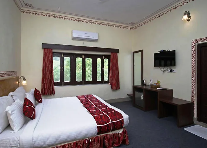 Hotel Janak Villas