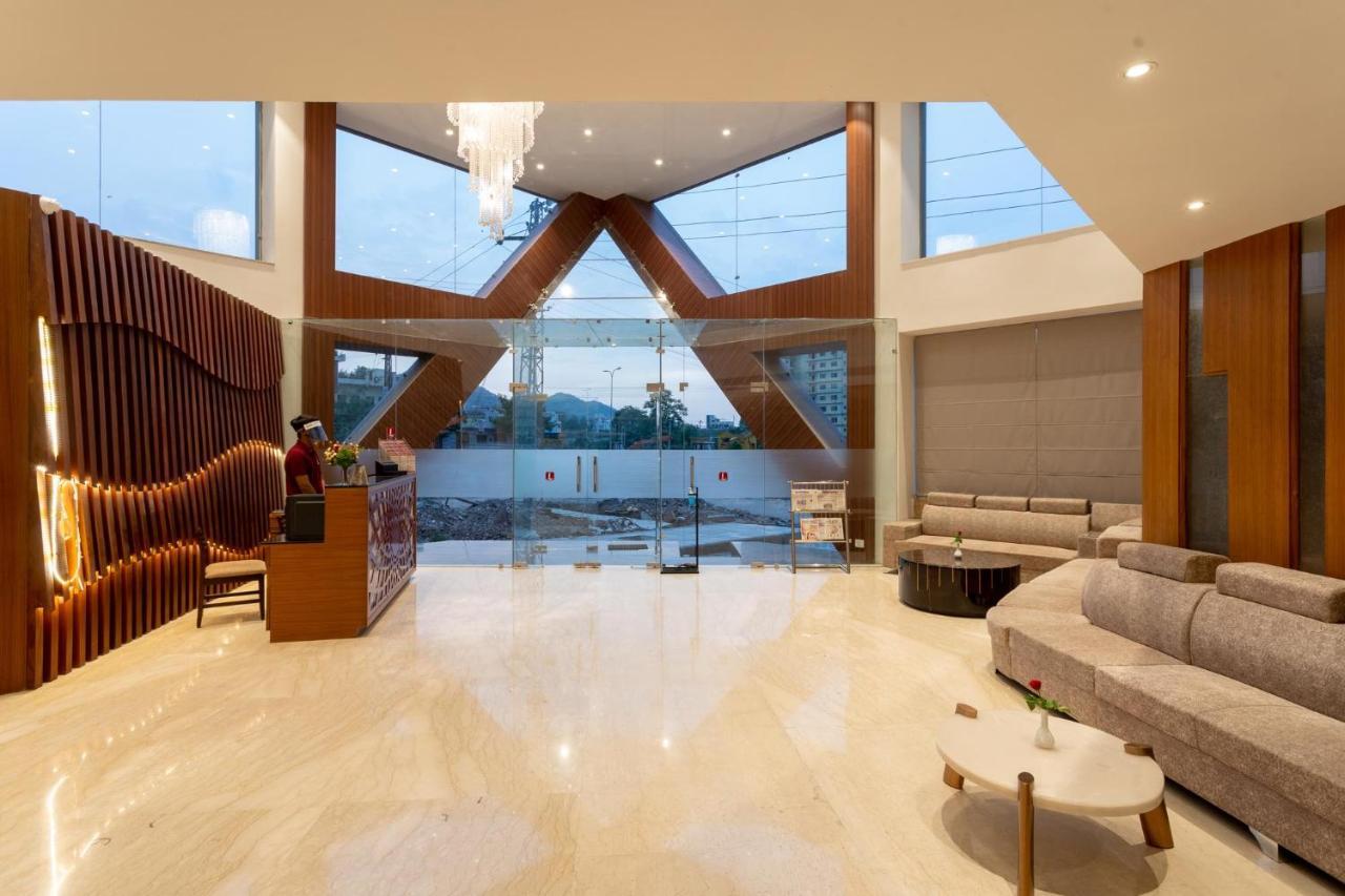 Lords Hotel 3*