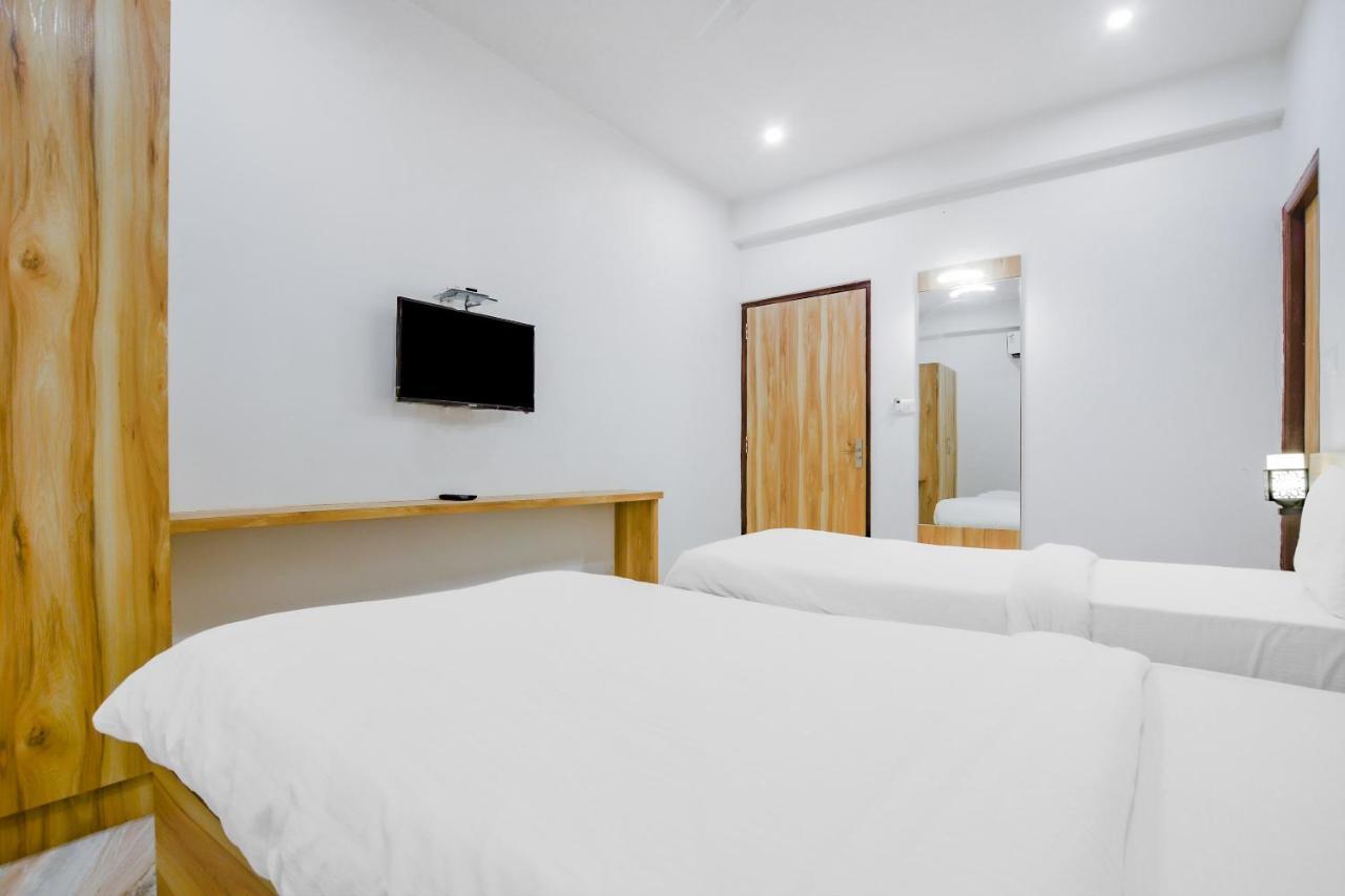 Vaccinated Staff - Capital O 79596 Hotel The Celebration 3* Udaipur