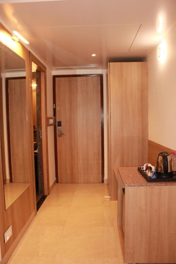 Hotel Hotel Khumani 4*