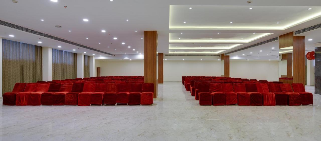 Hotel Hotel Khumani 4*