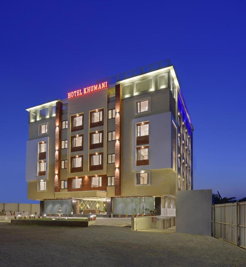 Hotel Khumani 4*