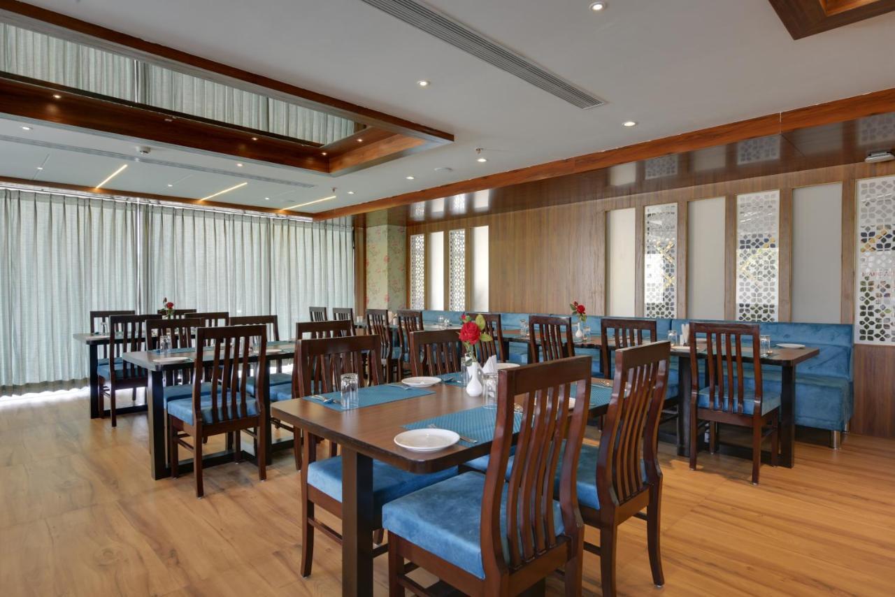 Khumani By Hills N Dunes Hotel Udaipur