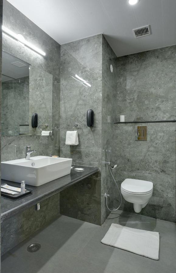 Hotel Hotel Khumani 4*