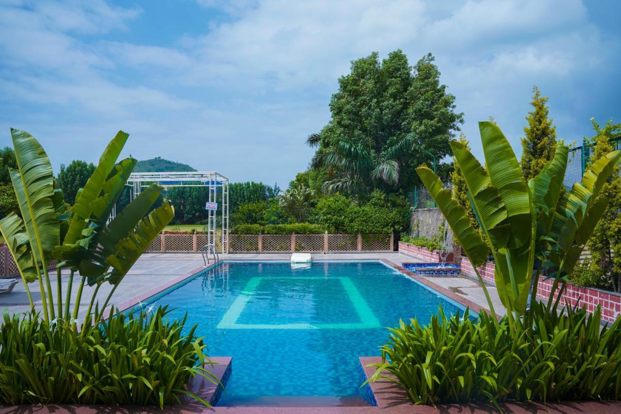 Resort Abha Farms And