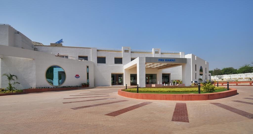 Hotel Inder Residency & 4*