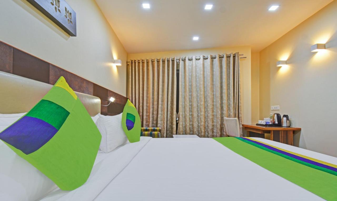 Mandovin, Hotel 3*