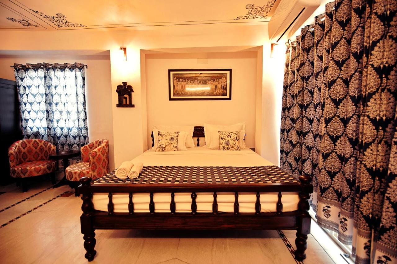 Hotel The View Hotel- On Pichola