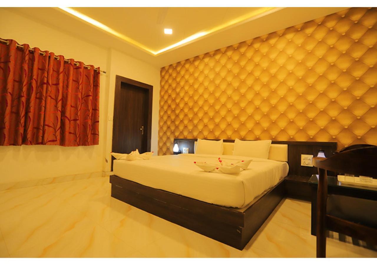 Raha Hotel 3*