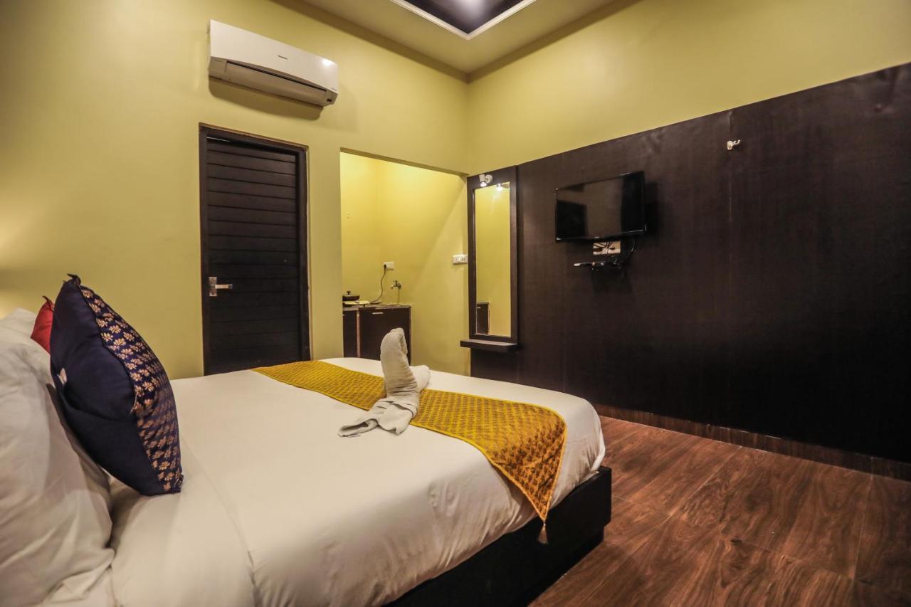 G-bhagwat By An 3* Udaipur