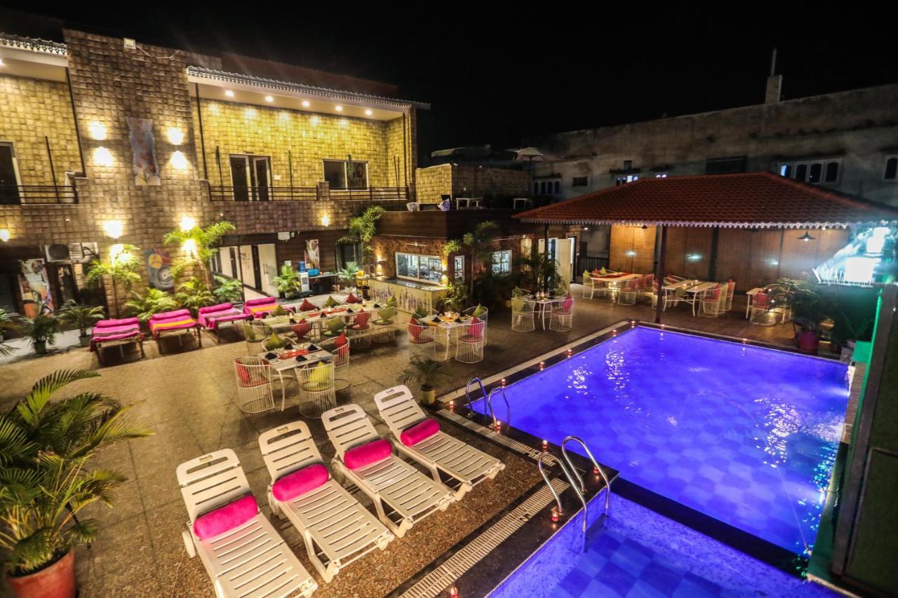 G-bhagwat By An 3* Udaipur