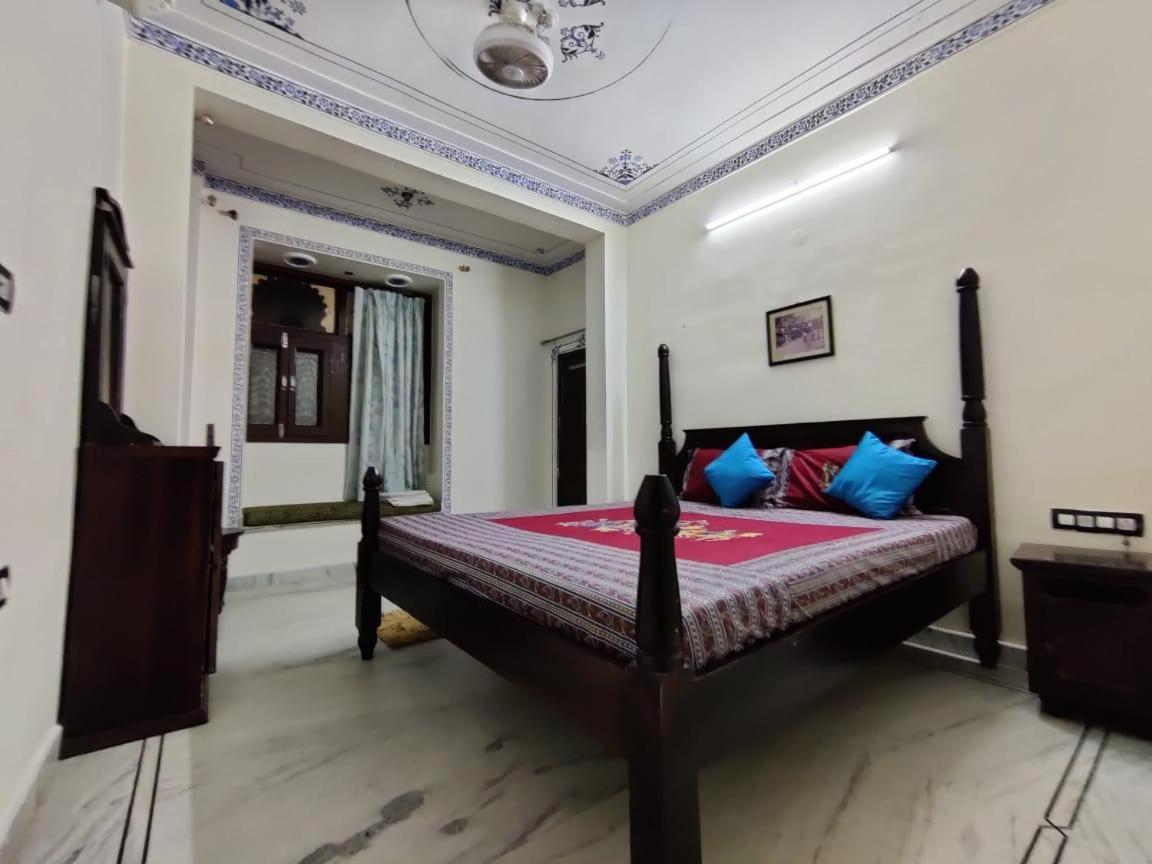 Whereabout Hostel
