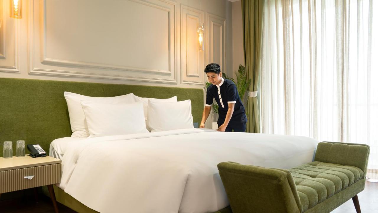 Zana Lakeview - Scenic Lakeside 5* Udaipur