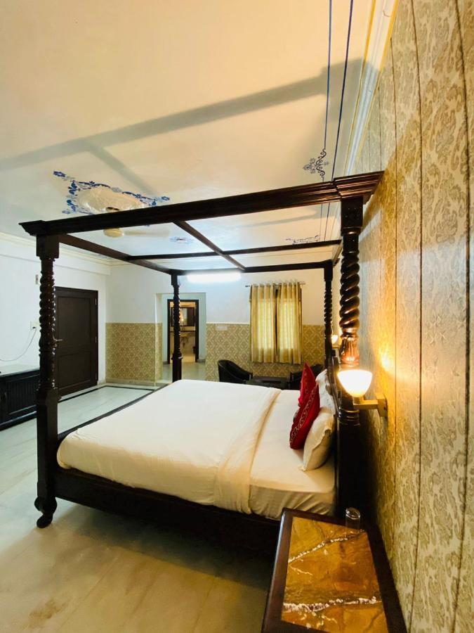 Hill Garden Hotel Udaipur
