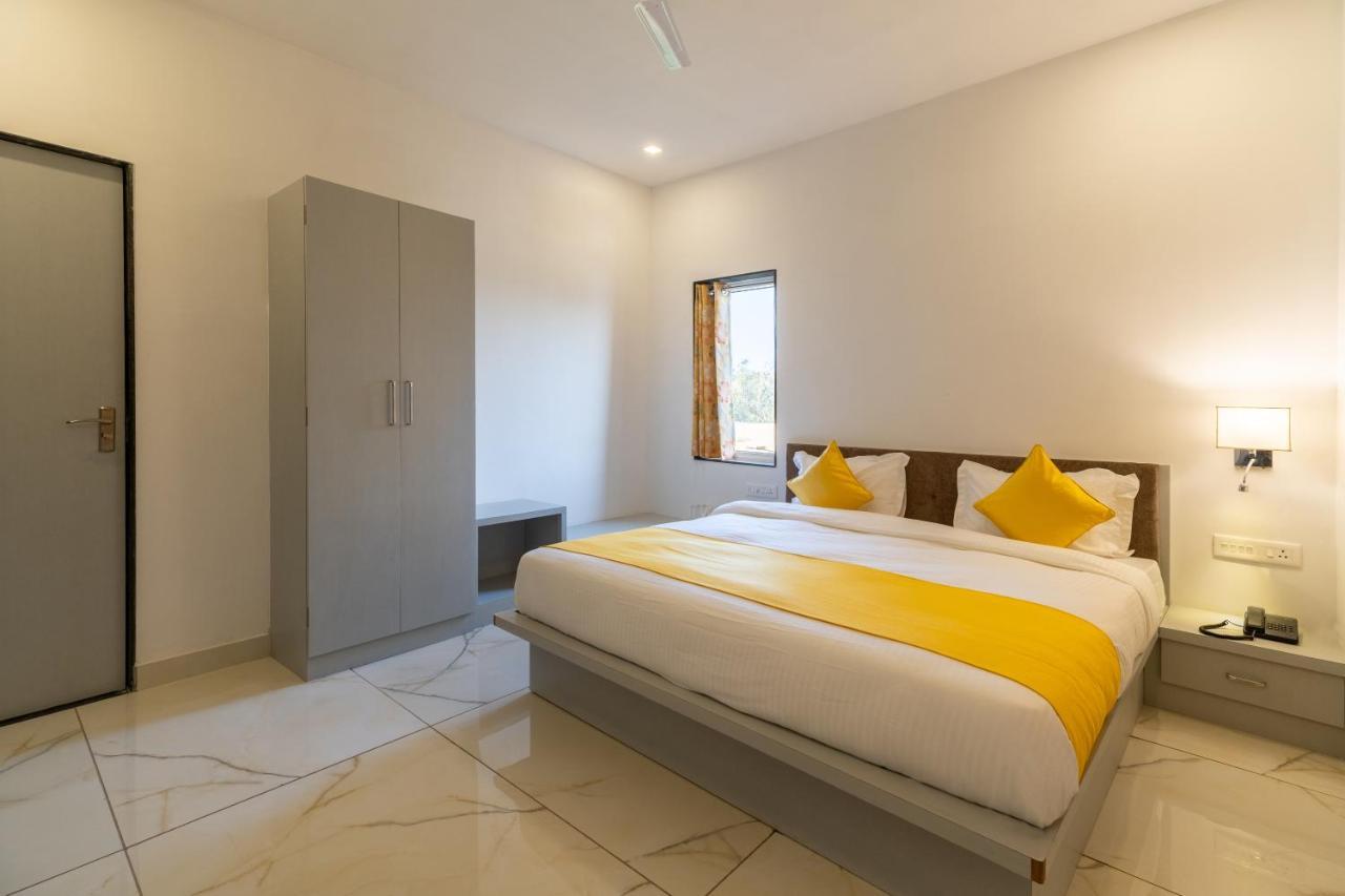 Haveli Jai Durga Facing With Swimming Pool Hotel 4*