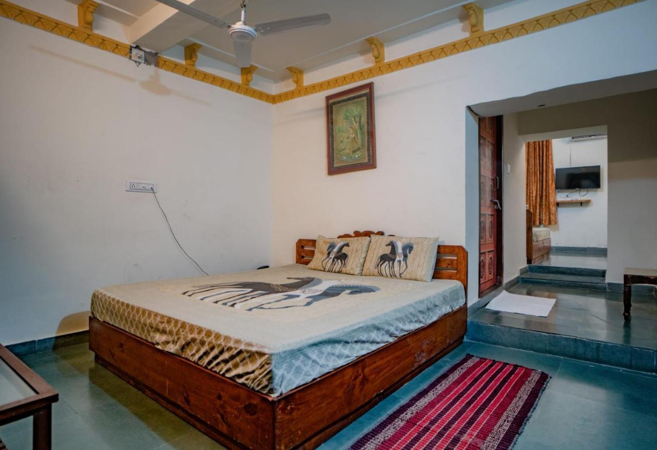 Ambavgarh Palace 3*