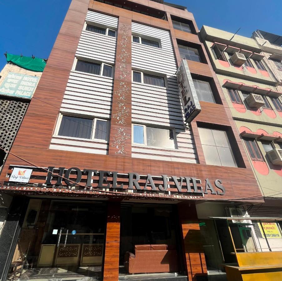 Hotel Raj Vilas