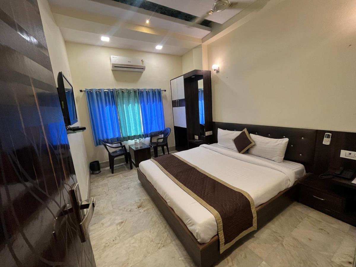 Raj Vilas Hotel 3*