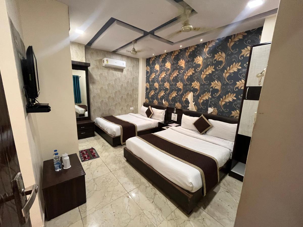 Raj Vilas Hotel