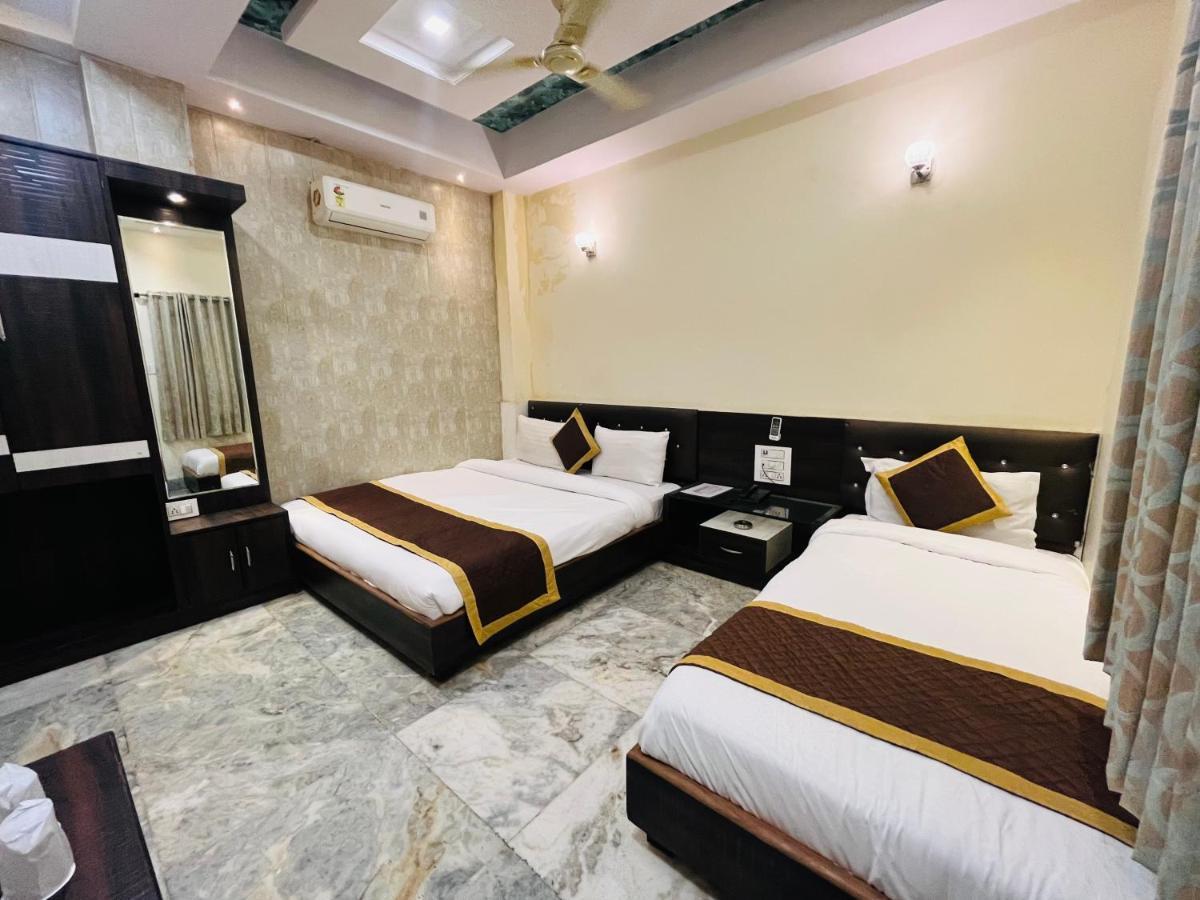 Raj Vilas 3*