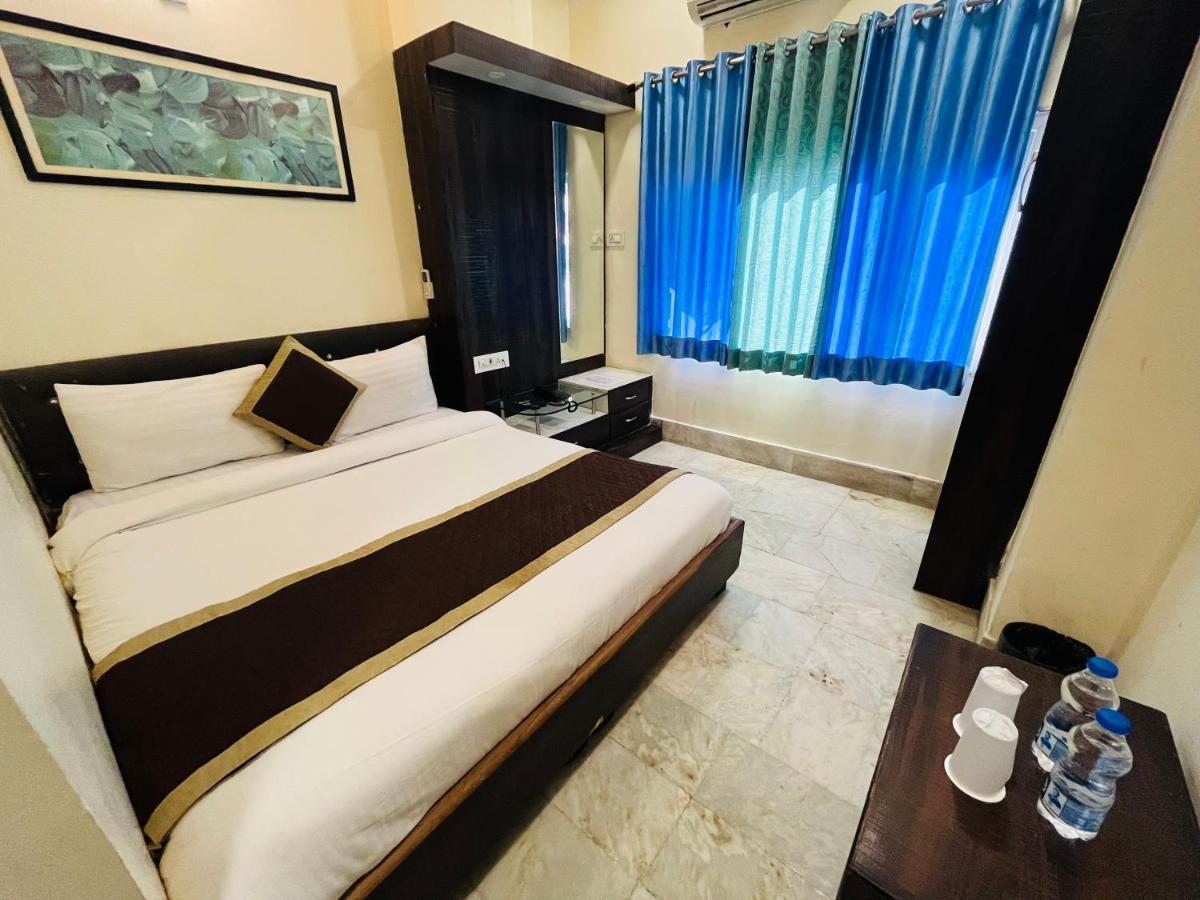 Hotel Raj Vilas