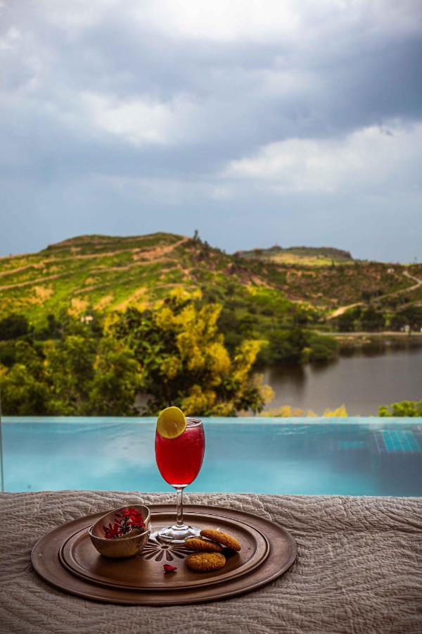 Yaan Retreat-lake View-private Pool Udaipur