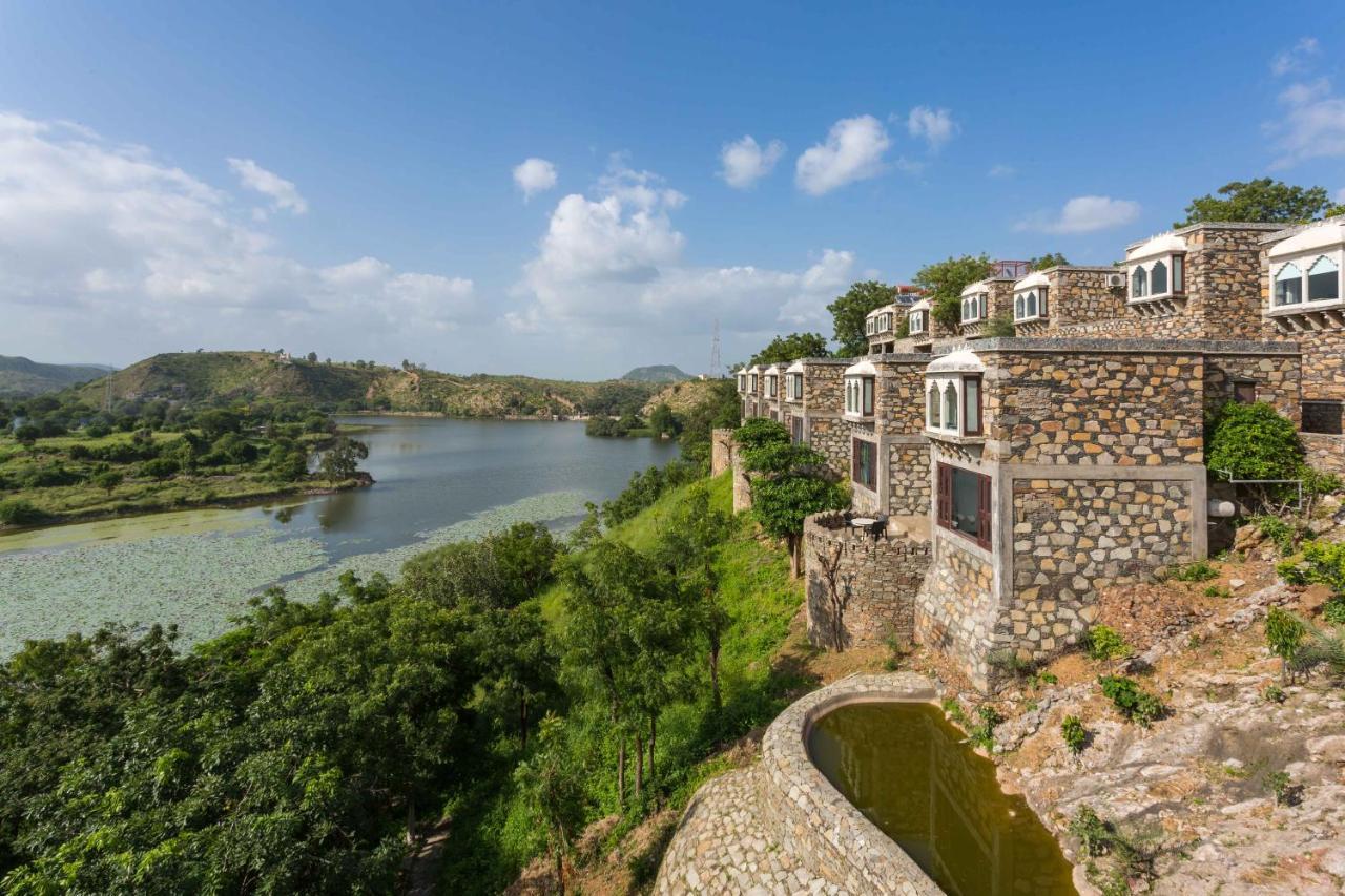 Yaan Retreat-lake View-private Pool Resort Udaipur