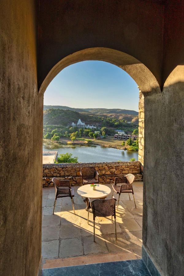 Yaan Retreat-lake View-private Pool 5*
