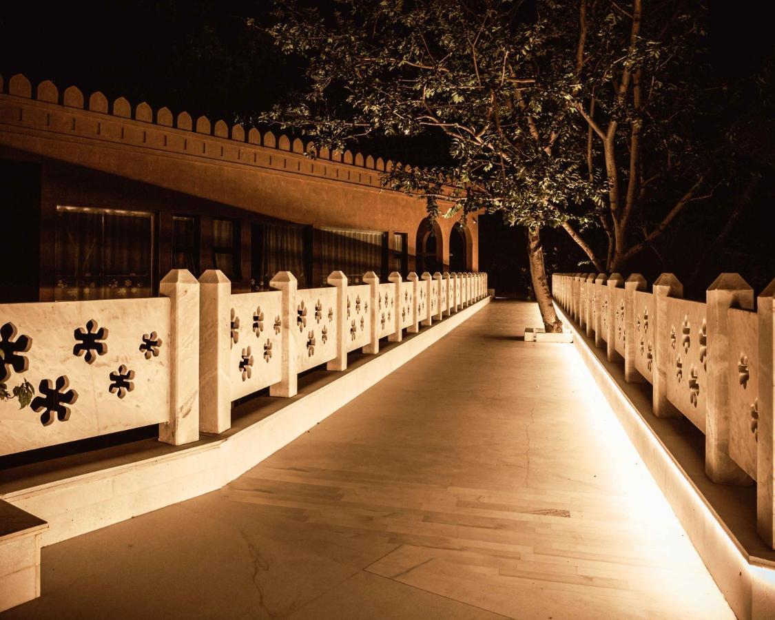 Yaan Retreat-lake View-private Pool Resort Udaipur