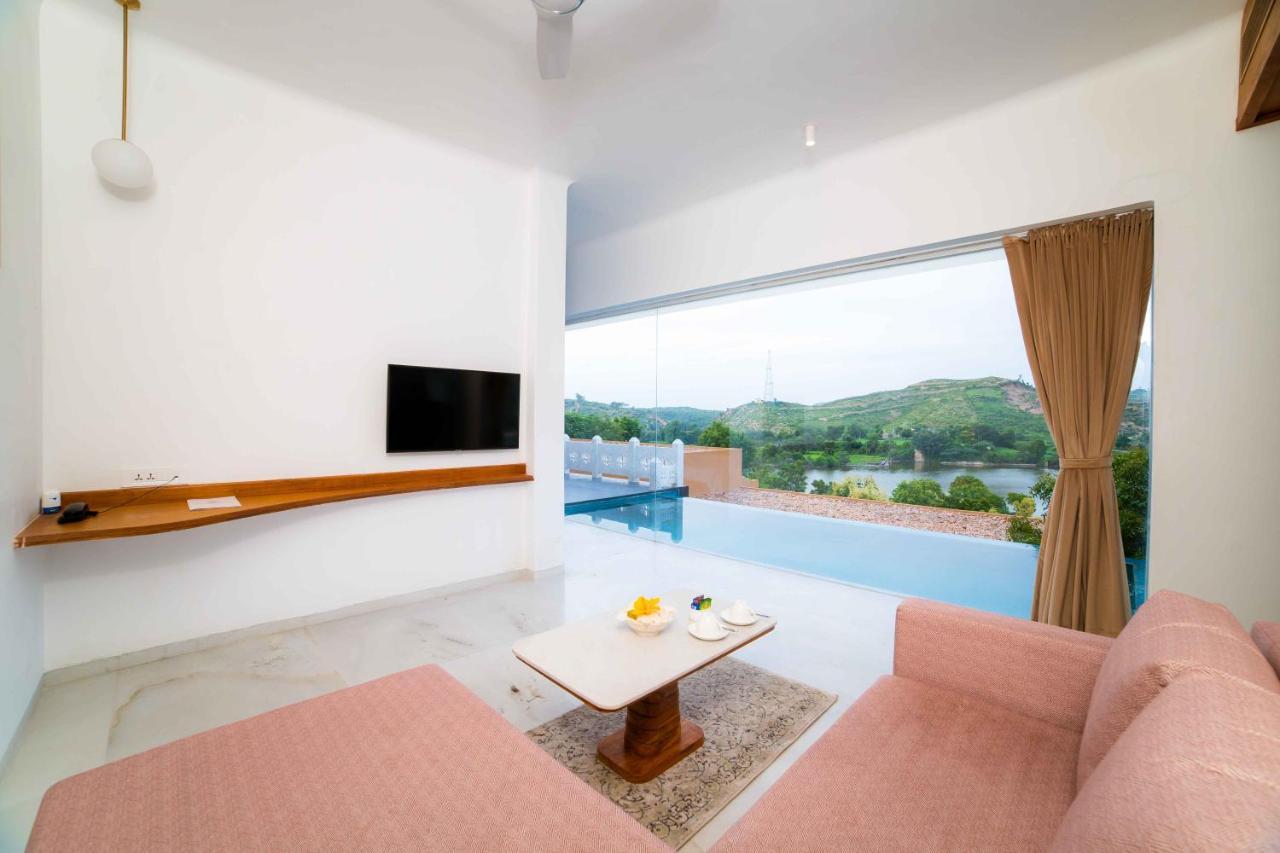 Yaan Retreat-lake View-private Pool Udaipur