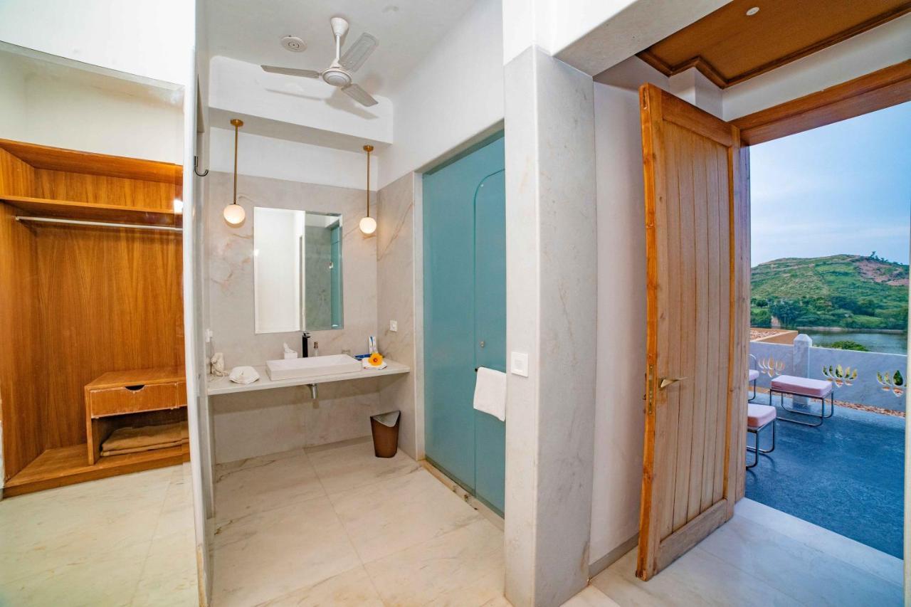 Yaan Retreat-lake View-private Pool
